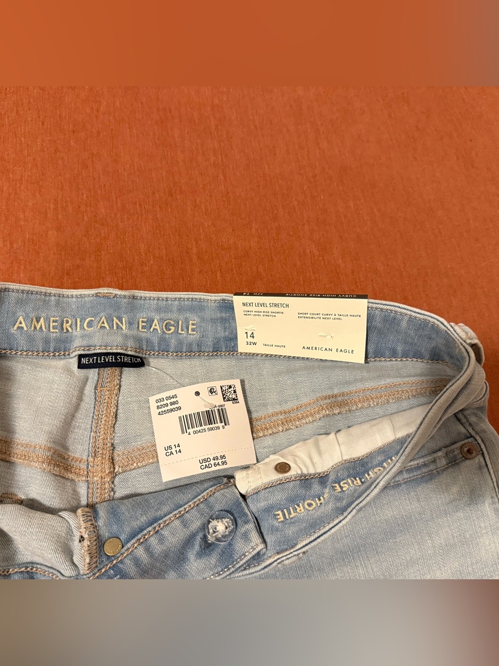 NWT American Eagle Light Wash Denim Cotton Blend Curvy High Rise Shorts - Picture 4 of 5